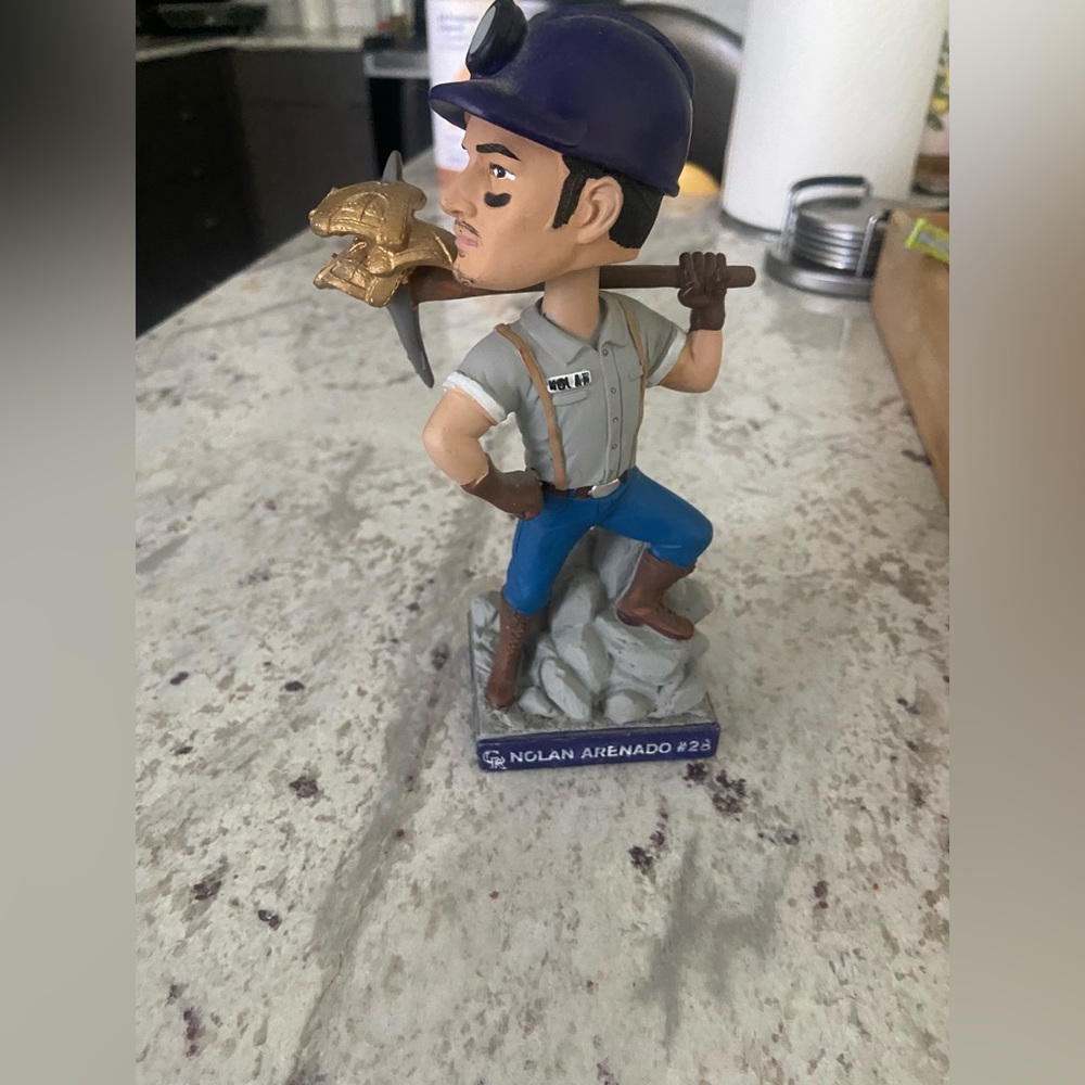 colorado Rockies Nolan Arenado 2016 golden glove miner bobblehead
